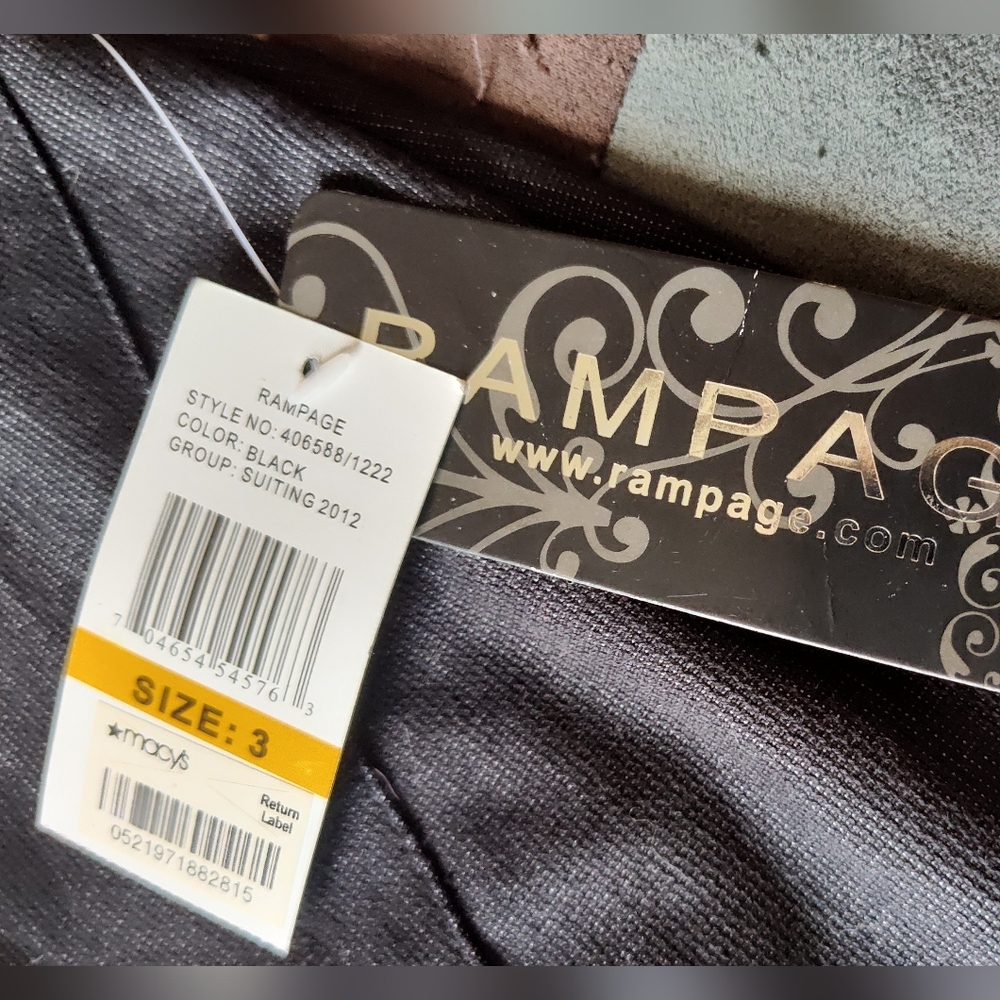 NWT Rampage lightweight pencil skirt with ruffled hem Size 3 - Picture 4 of 8